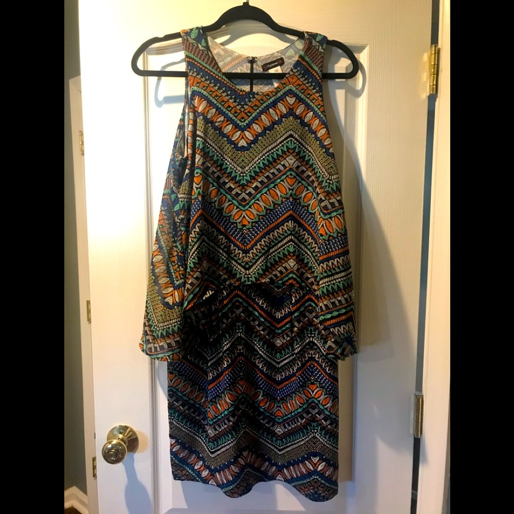Pretty pattered dress!